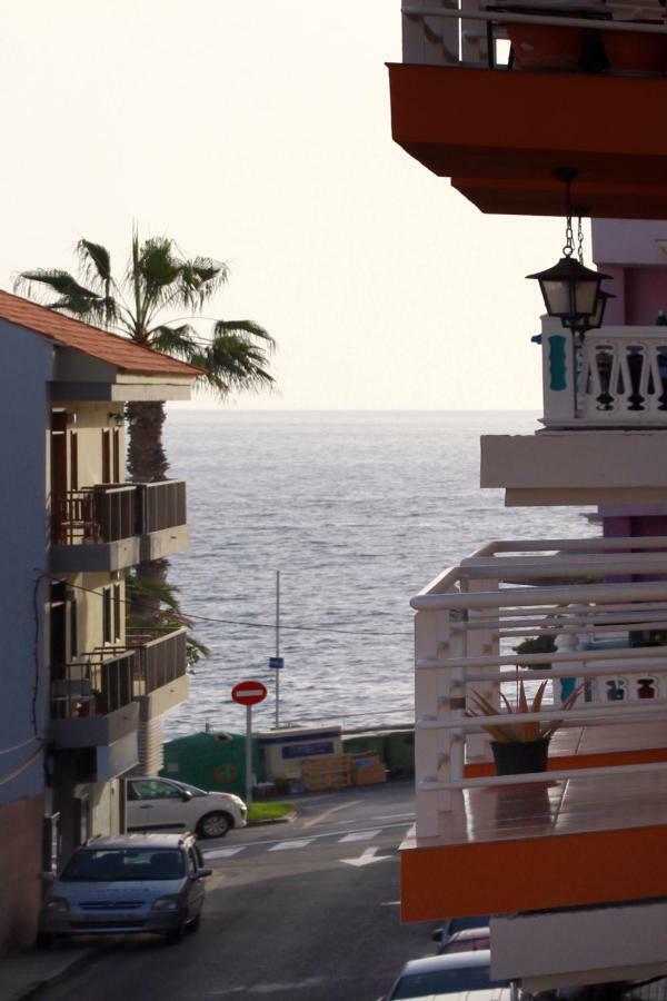 Best Location For The Perfect Vacation Плая де Сан Хуан Екстериор снимка